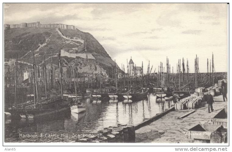 Scarborough (North Yorkshire) England UK, Harbour &amp; Castle Hill, Boats, C1910s Vintage Postcard - Scarborough