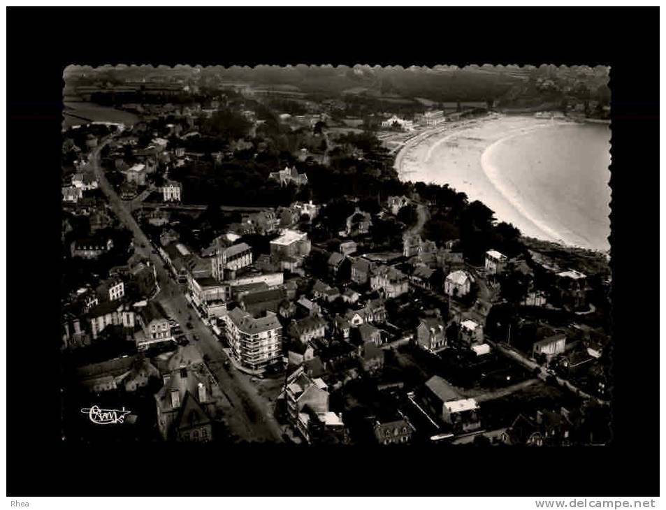 22 - TRESTRAOU - Vue Générale Aérienne - Place De La Mairie Et La Plage De Trestraou - 82-29 - Commune De Perros-Guirec - Perros-Guirec