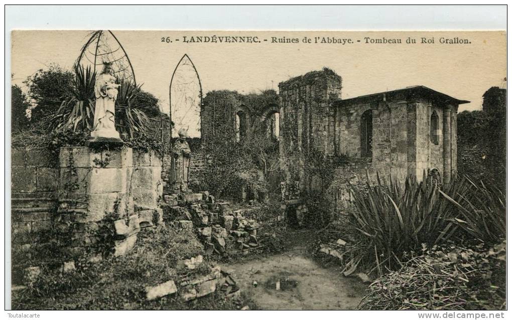 CPA 29 LANDEVENNEC RUINES DE L ABBAYE TOMBEAU DU ROI GRALLON 1926 - Landévennec