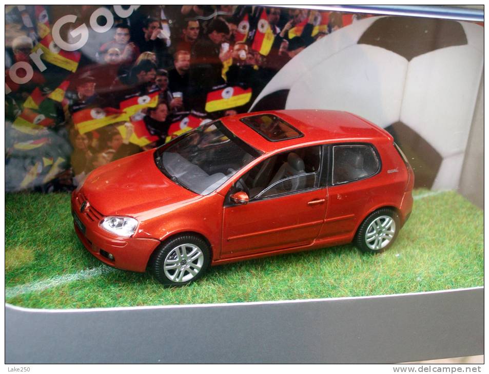 SCHUCO - VW GOLF GOAL Avec Sa BOITE  Scala 1/43 - Schuco