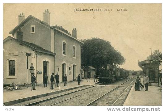 N°24046 -cpa Joué Les Tours -la Gare- - Gares - Avec Trains