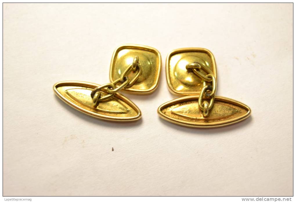 Lot De Deux Anciens Boutons De Manchette - Cuff Links & Studs