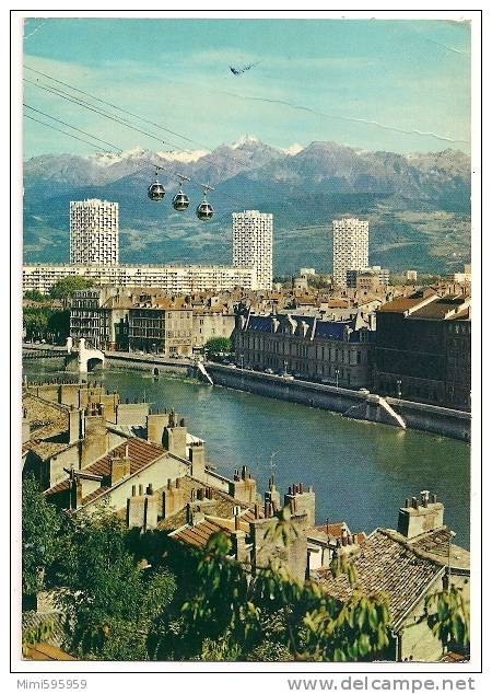 38AB197 - GRENOBLE -Quais De L'Isère. Téléphérique De La Bastille Et Chaîne...- Non écrite Dos Propre - Scan Recto-verso - Grenoble