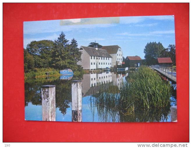 HAMBLEDEN MILL - Buckinghamshire