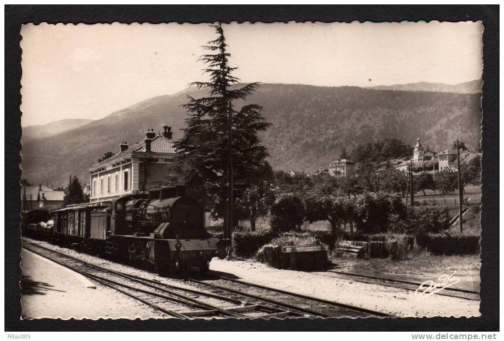 01. GEX.  ( AIN ).  LA GARE SNCF. LE TRAIN.....C006 - Gex