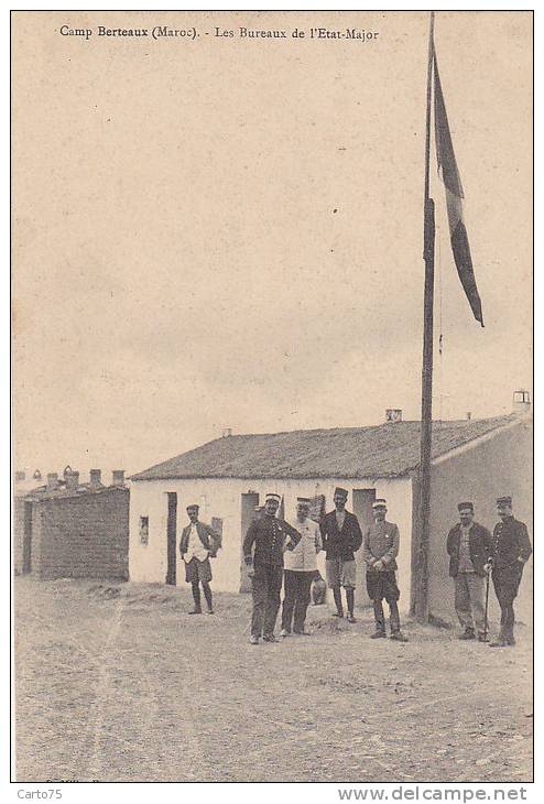 Maroc - Militaria - Camp Berteaux - Drapeau - Etat-Major - Autres & Non Classés