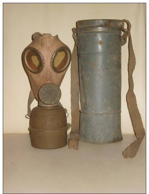 Masque A Gaz Militaria Militaire Ww2 - Equipement