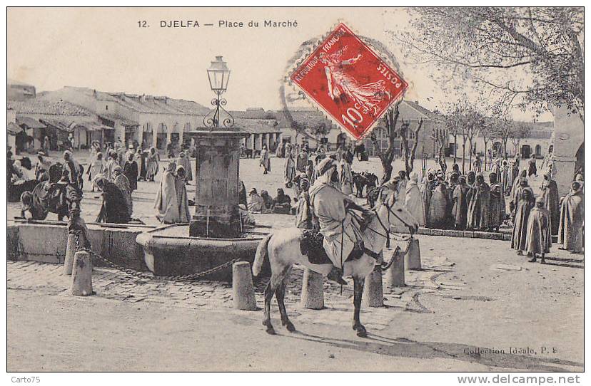 Algérie - Djelfa - Fontaine - Place Du Marché - Djelfa