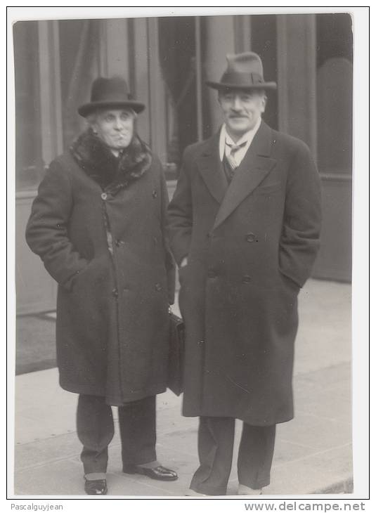 PHOTO PRESSE 1934 - PAUL BONCOUR ET AIME BERTHOD PAR HENRI MANUEL - Persone Identificate