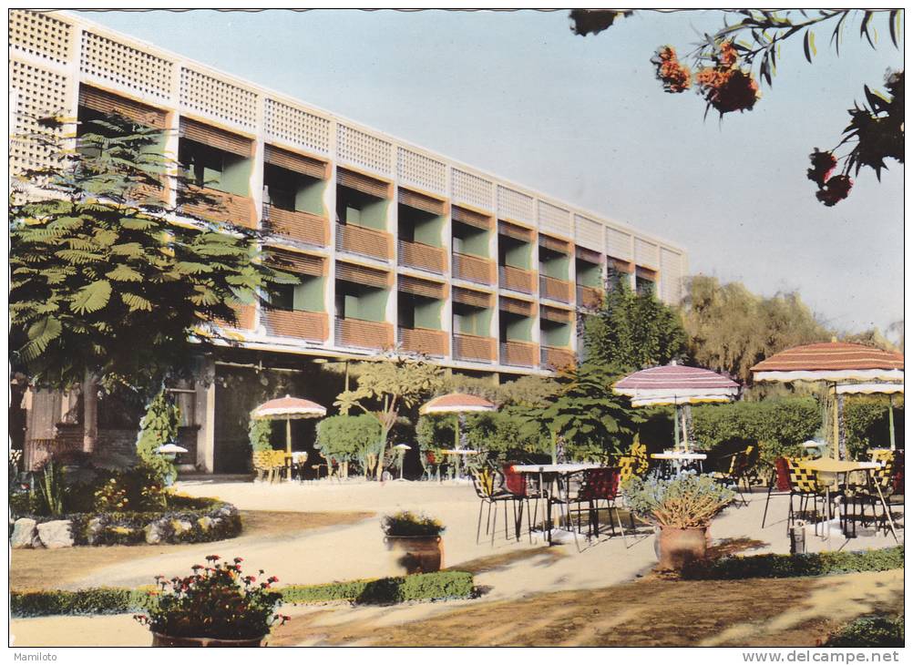 FORT-LAMY ( République Tchad ) L´hotel Du Chari  " Carte  No 4102 " - Ciad