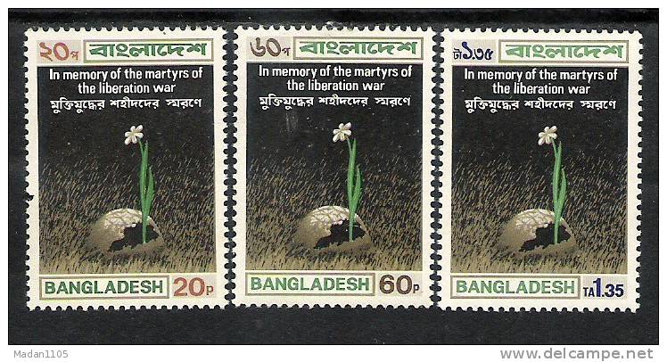 BANGLA DESH 1973   In Memory Of Martyrs Of War Of Liberation, Flower, SG119/21 Complete Set MNH(**) - Bangladesch