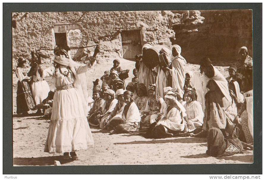 ALGERIA  DANSE DE OULED NAILS,  DANCING WOMEN   , OLD POSTCARD - Dance