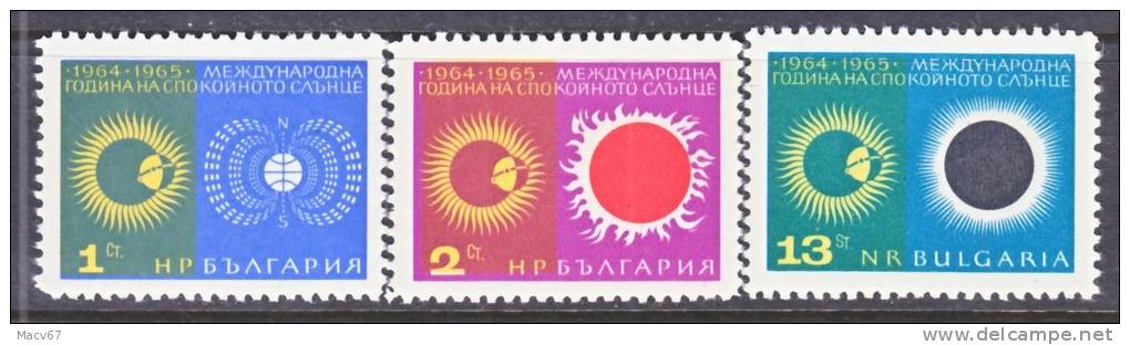 Bulgaria  1462-4   *  IQSY  SPACE  SOLAR - Unused Stamps