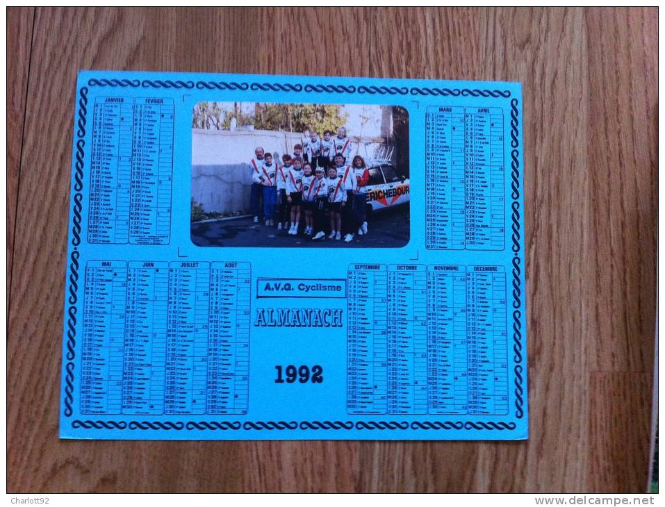 CALENDRIER AVG CYCLISME UNE SEULE FACE AVEC PHOTO 1992 - Groot Formaat: 1991-00