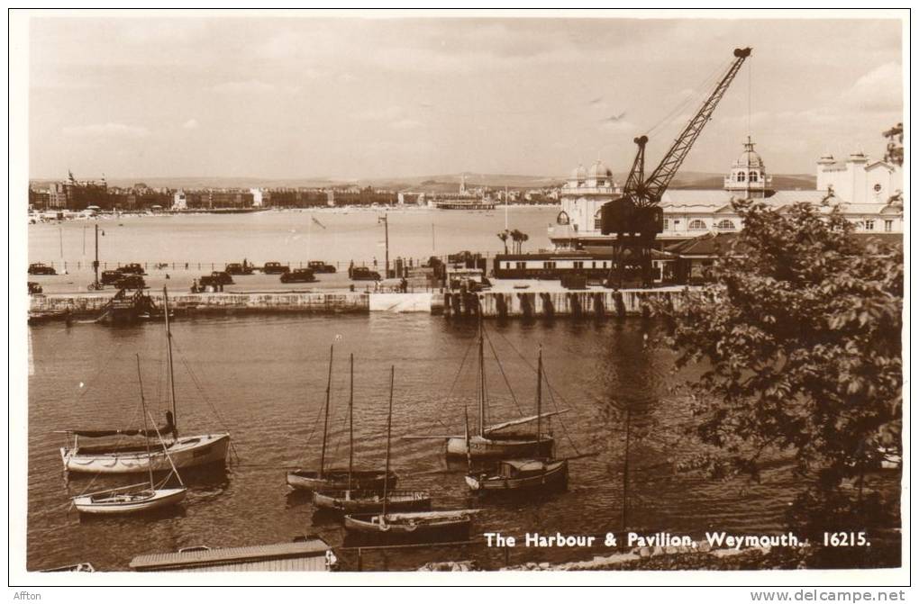 Weymouth The Harbour & Pavillion Old Postcard - Weymouth