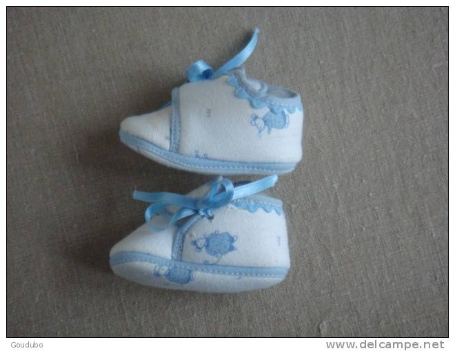 Chaussures Chaussons Bébé Premier âge Blanc-bleu Motif Souris. Voir Photos. - Chaussures