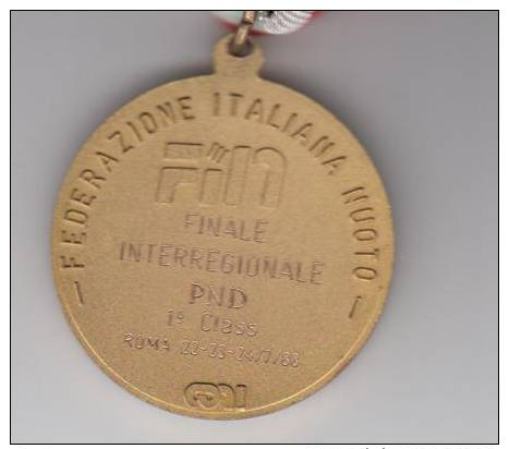 PALLANUOTO  MEDAGLIA FEDERAZIONE  ITALIANA NUOTO  FINALE 1° POSTO 1988 - Altri & Non Classificati