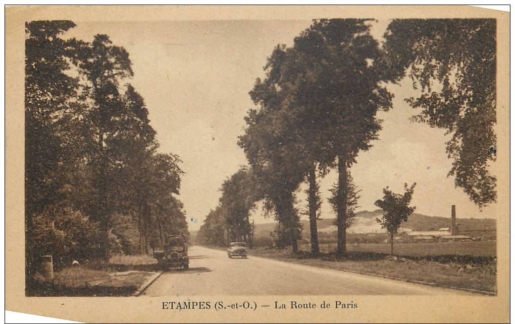 91-7 - CPA - ETAMPES La Route De Paris  Tacot Voitures - Etampes