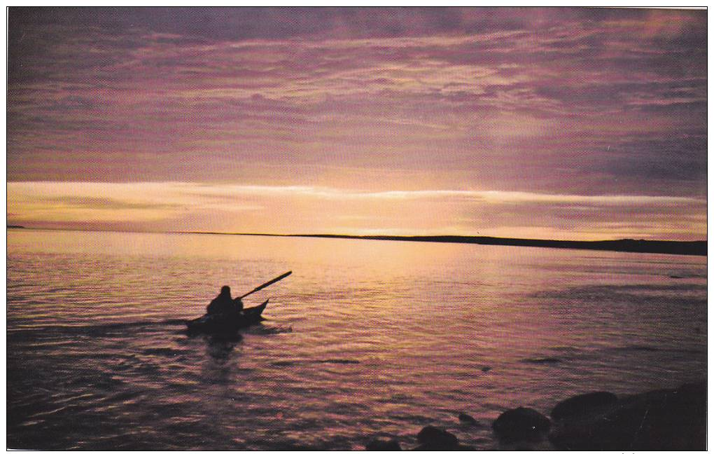 Eskimo Paddling Into The Artic Sunset , Canada , 40-60s - Nunavut