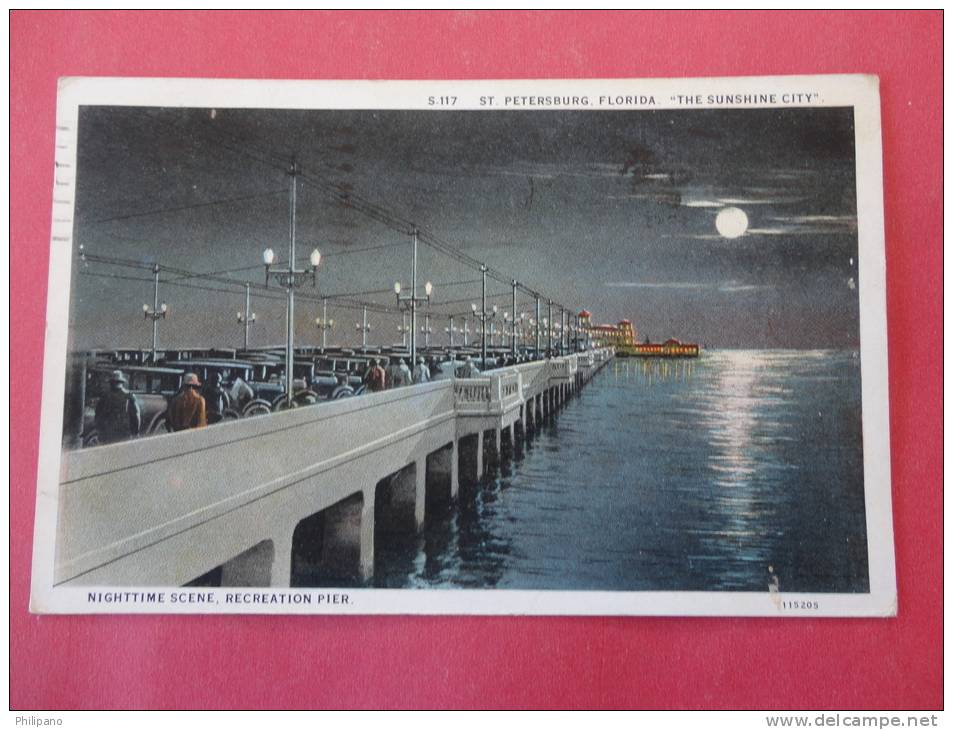 - Florida > St Petersburg  -- Nightime Scene Recreation Pier  1928 Cancel-____- Ref 696 - St Petersburg