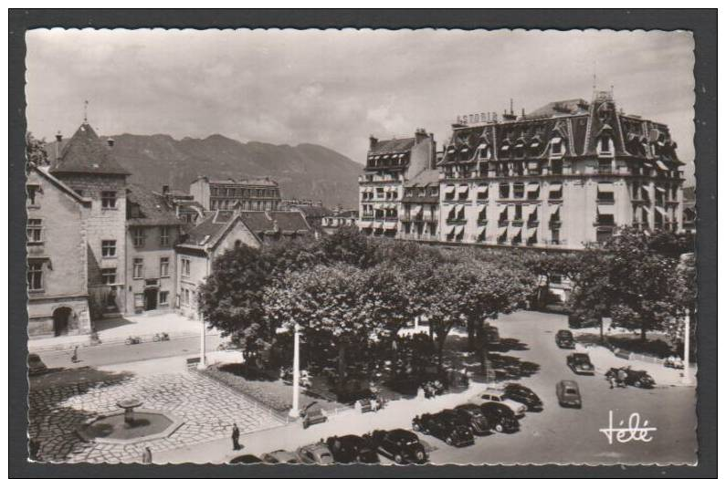 AIX-les-BAINS - Place Des Thermes - La Mairie Et Hôtel Astoria - Aix Les Bains