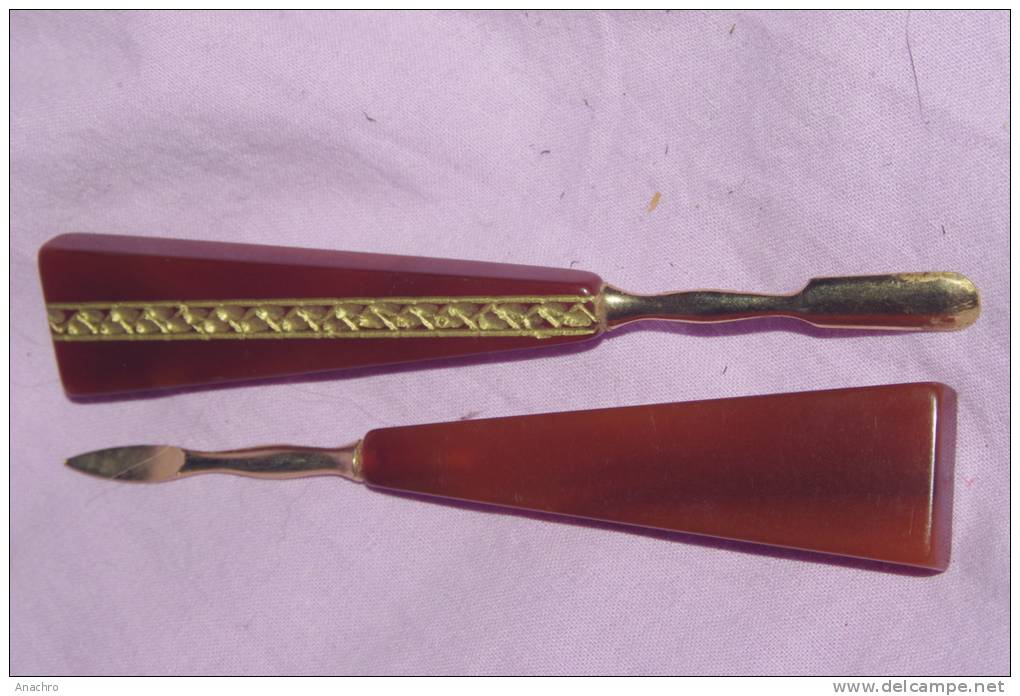 2 Griffes Outils De MANUCURE Imitation Corne Art Déco - Accessories