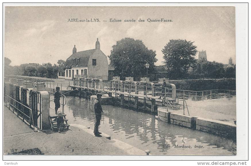 62 // AIRE SUR LA LYS    écluse Carrée Des Quatre Faces   ANIMEE    Pecheurs - Aire Sur La Lys