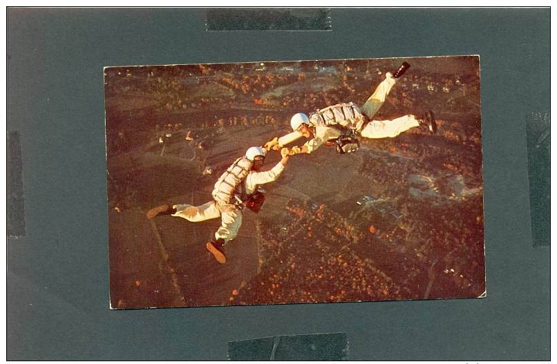 USA MASS 1962 POSTCARD 21474 SPORT PARACHUTING ORANGE MOHAWK TRAIL CENTER COURSE - Paracadutismo