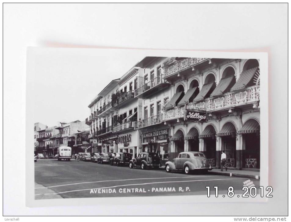 Panama City. - Avenida Central.(13 - 1 - 1951.) - Panama
