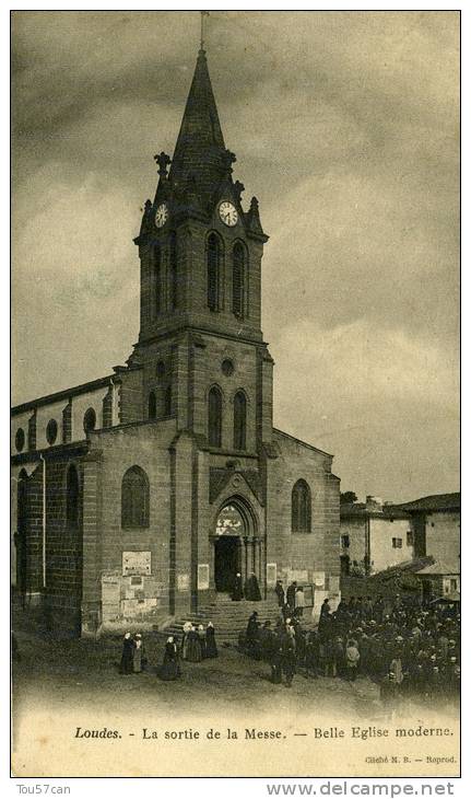 LOUDES - HAUTE-LOIRE   (43)  -  PEU COURANTE CPA  PRECURSEUR ANIMEE. - Loudes