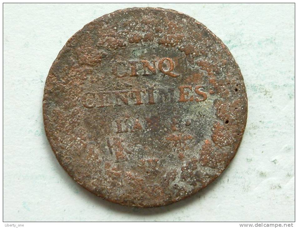IDENTIFY : CINQ CENTIMES L'AN 8 W (?) ( 7.2 Gr.) KM ??? ( Uncleaned Coin / For Grade, Please See Photo ) !! - Autres & Non Classés