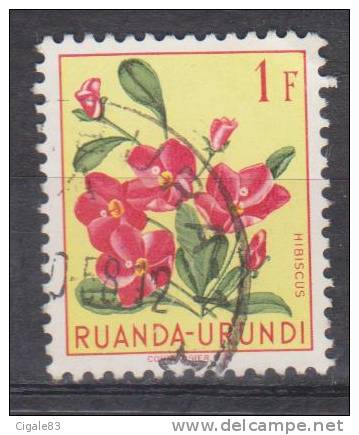 Ruanda-Urundi N° 185 ° USUMBURA 1 - Les Fleurs - 1953 - Oblitérés