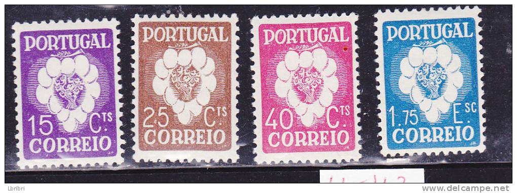 PORTUGAL N° 588/591 CONGRES INTERNATIONAL DE LA VIGNE ET DU VIN NEUF AVEC CHARNIERE - Unused Stamps