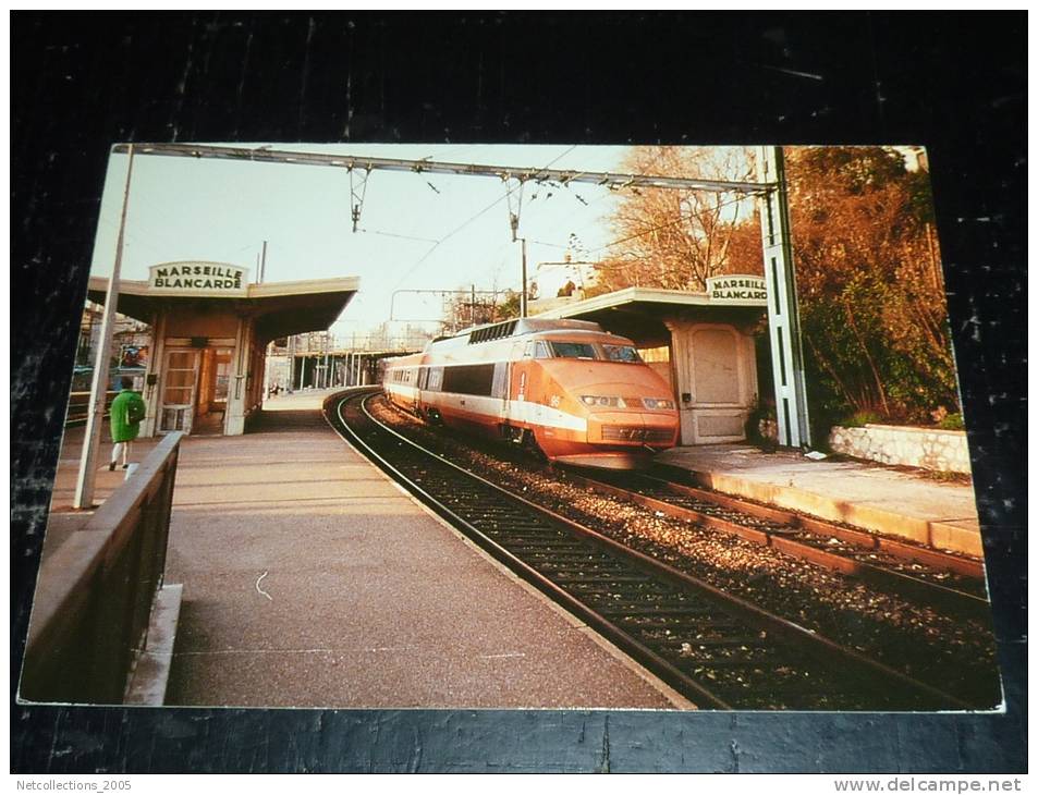 MARSEILLE LA GARE DE LA BLANCARDE AVEC T.G.V.A QUAI - TRAIN - BOUCHES DU RHONE - Cinq Avenues, Chave, Blancarde, Chutes Lavies