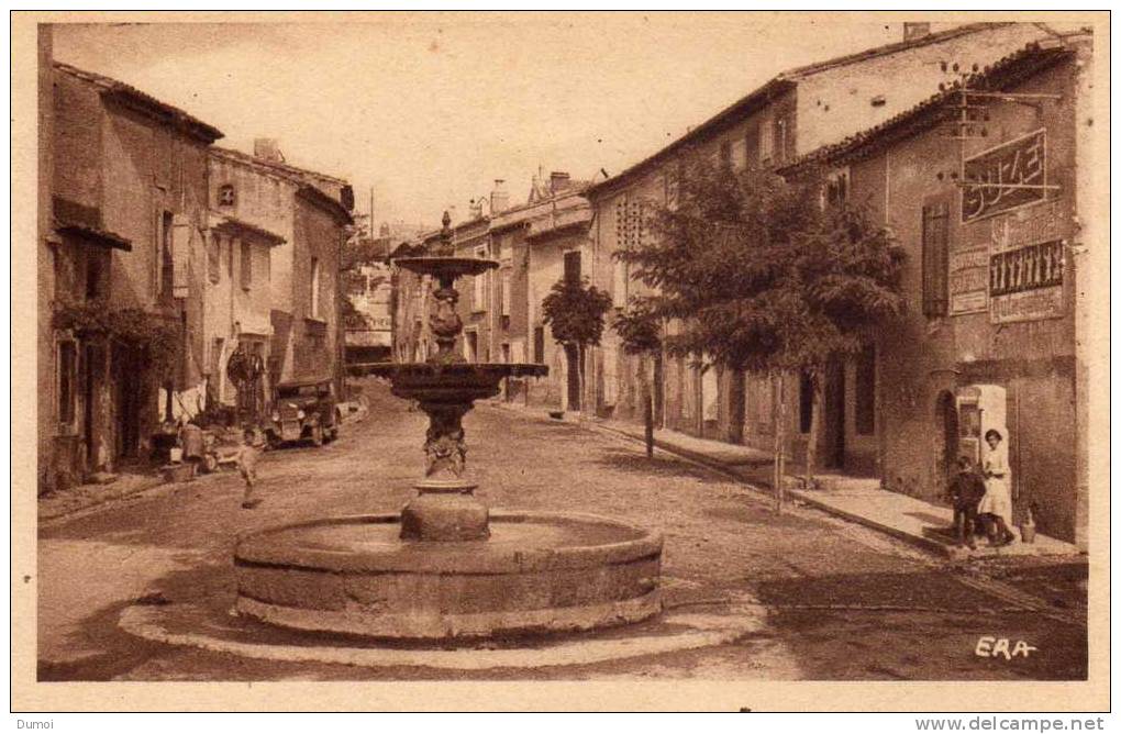 CAPESTANG  -  Place De La Fontaine - Capestang