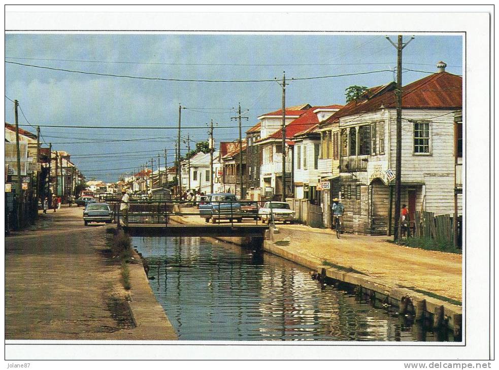 CARTE FICHE           BELIZE          LA VILLE     PETIT PORT - Belize