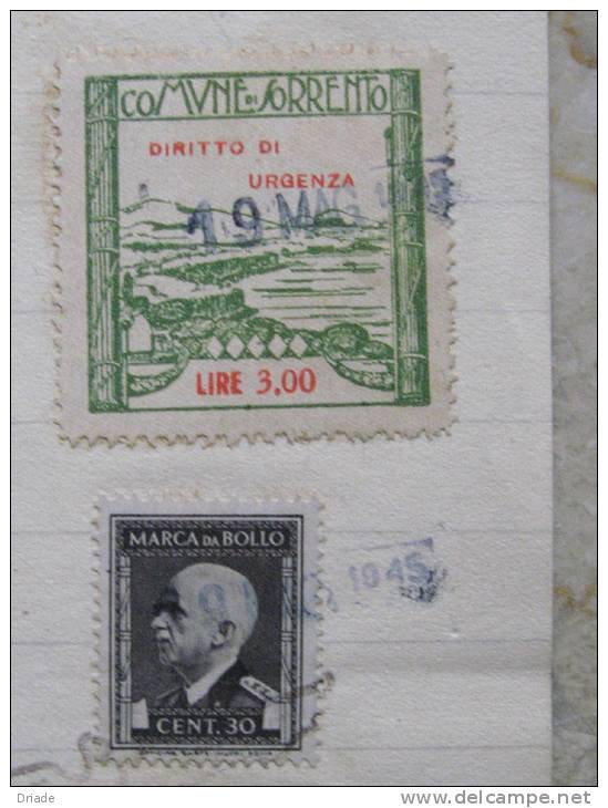 MARCHE DA BOLLO SU DOCUMENTO COMUNE DI SORRENTO ANNO 1945 - Revenue Stamps