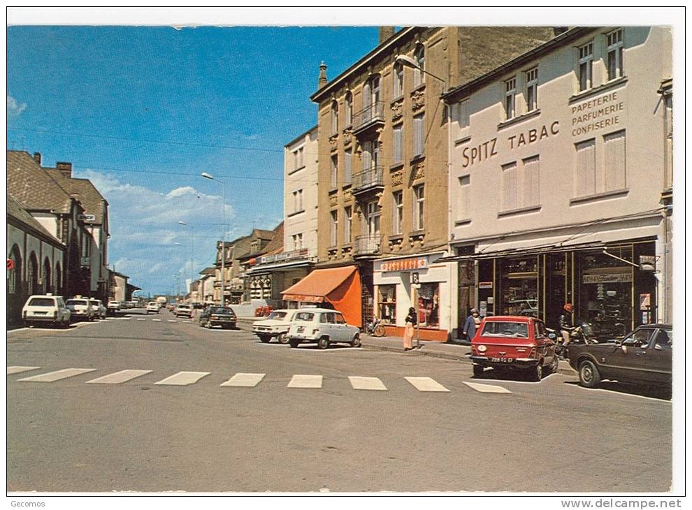 57 – HAGONDANGE – Rue De La Gare (Commerces, Tabac, Automobiles ..Renault...) - Hagondange