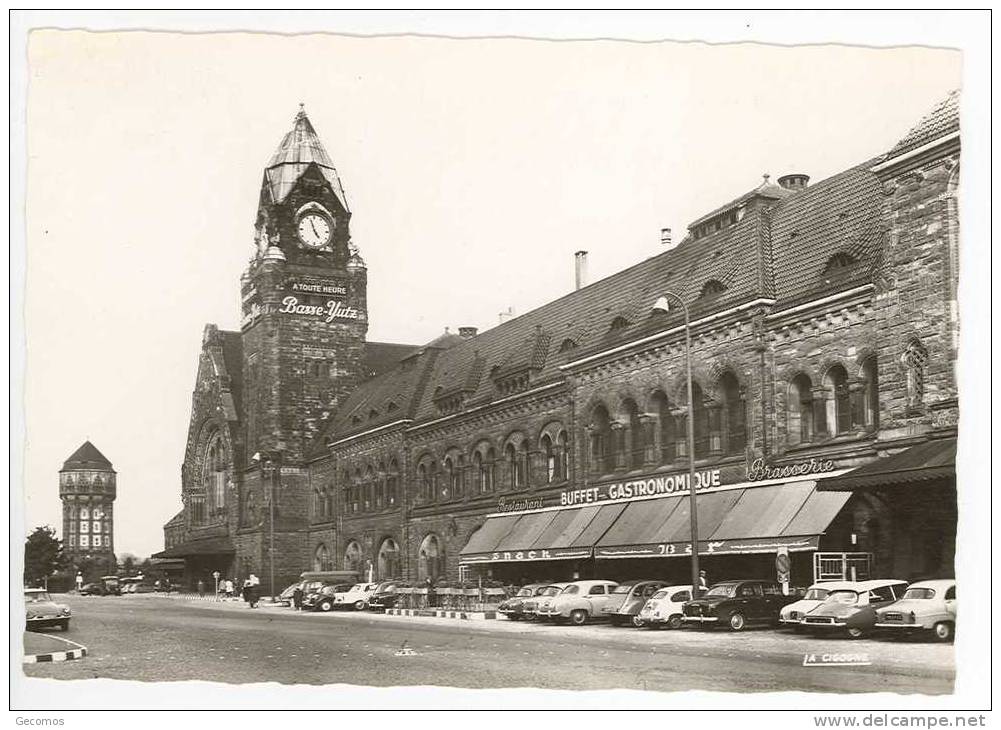 57 – METZ – La Gare (Buffet Gastro.Brasserie, Automobiles DS Citroen, Pub Basse-Yutz Sous Horloge...) - Metz