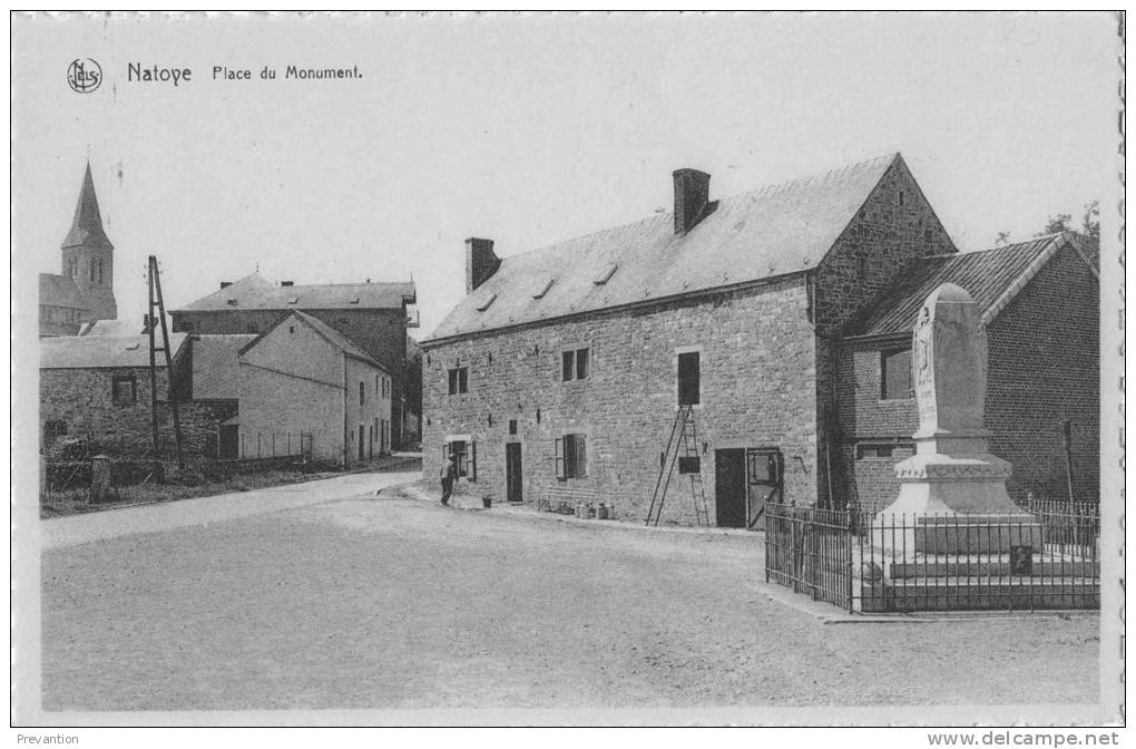 NATOYE - Place Du Monument - - Hamois