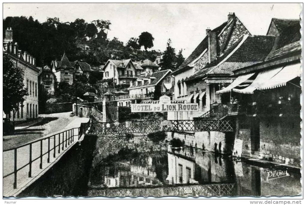 Montbéliard   Un Coin Pittoresque Avec Hotel Du Lion Rouge - Montbéliard