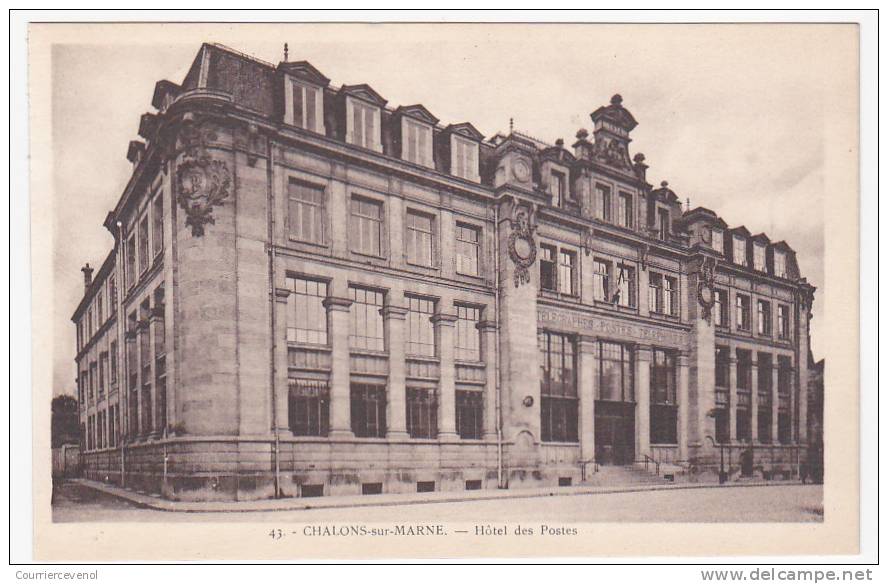 CPSM - CHALONS-SUR-MARNE (Marne) - Hôtel Des Postes - Châlons-sur-Marne