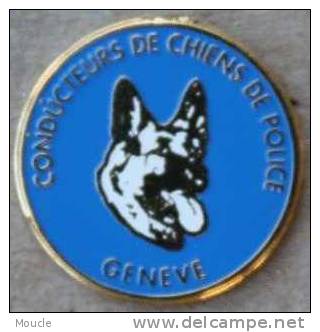 CONDUCTEURS DE CHIENS DE POLICE - BERGER ALLEMAND - BLEU - GENEVE - DOG - POLIZEI - HUNDE - SUISSE - Police