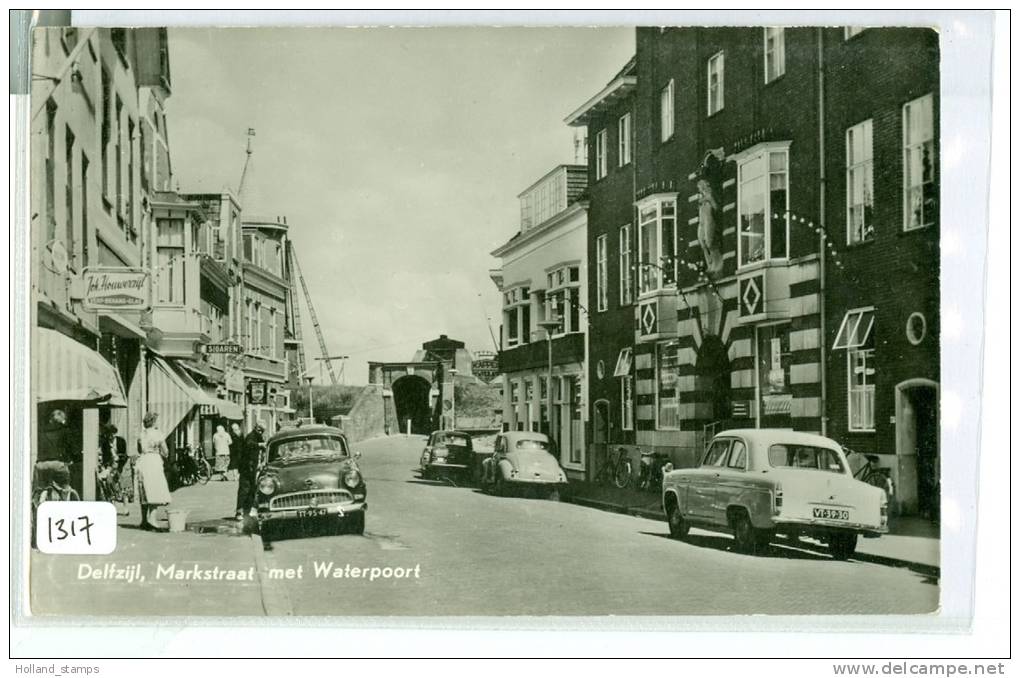 DELFZIJL * MARKTSTRAAT MET WATERPOORT (1317)  ANSICHTKAART - Delfzijl