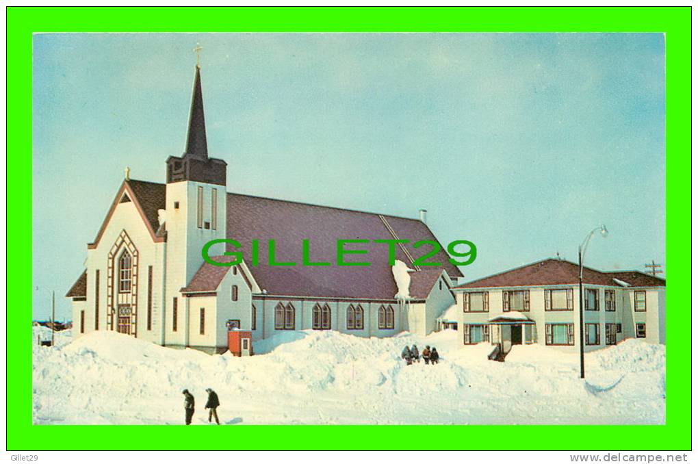 SHERFFERVILLE, QUÉBEC - ÉGLISE CATHOLIQUE EN HIVER - ANIMÉE D'ENFANTS - PHOTO A. CHAUVEL - - Other & Unclassified