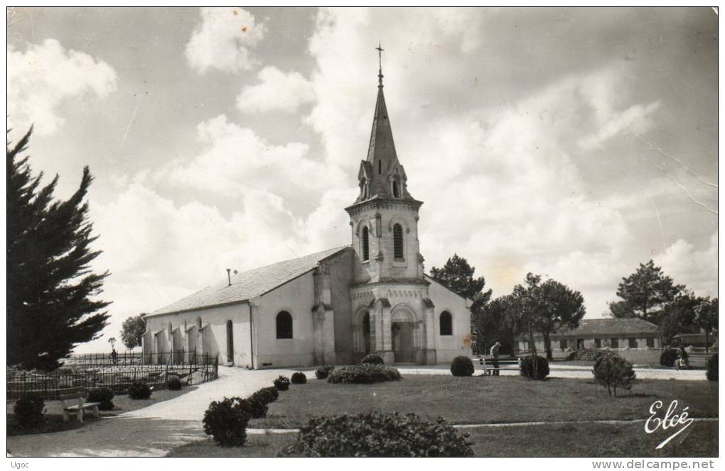 CPSM -33 - ANDERNOS - L'Eglise - Pli à Gauche - 720 - Andernos-les-Bains