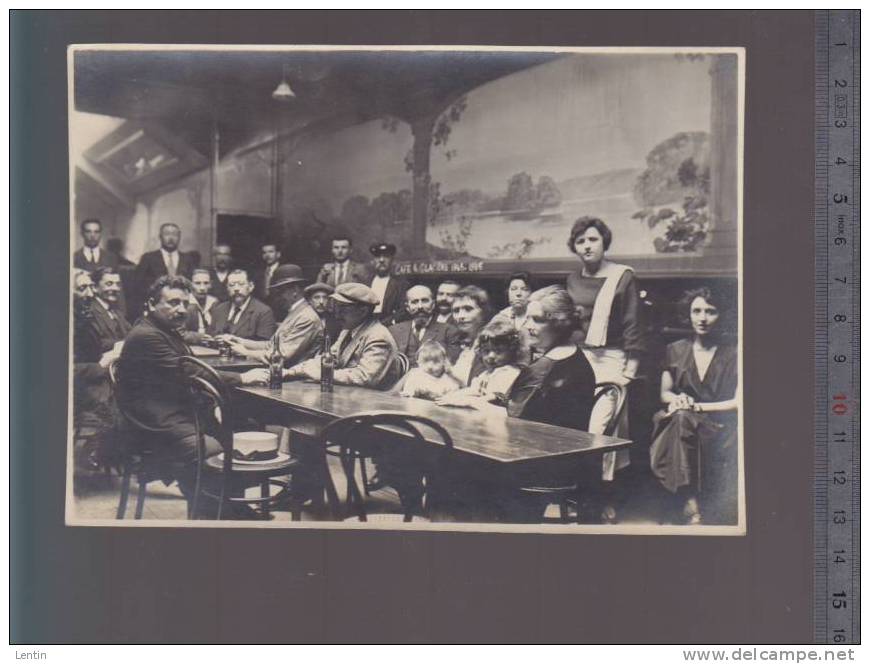 Nantes - Interieur Du Café La Glaciere Daté 1925  (il Se Situait à L' Angle De La Rue Paré) - Luoghi