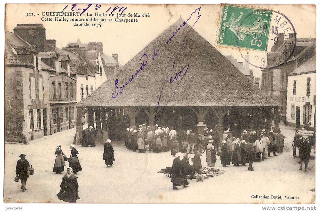 56 QUESTEMBERT  LA HALLE JOUR DE MARCHE 1911 - Questembert