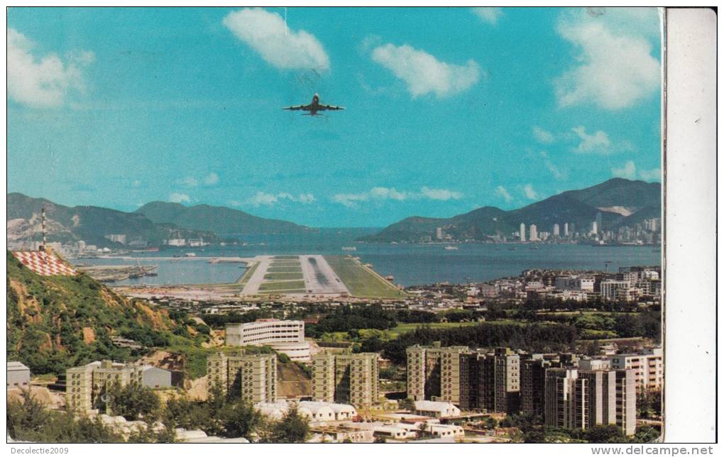 B71606 View Of The Plane Landing From Long Tresung Road   Avion  Airplane      2 Scans - 1946-....: Moderne