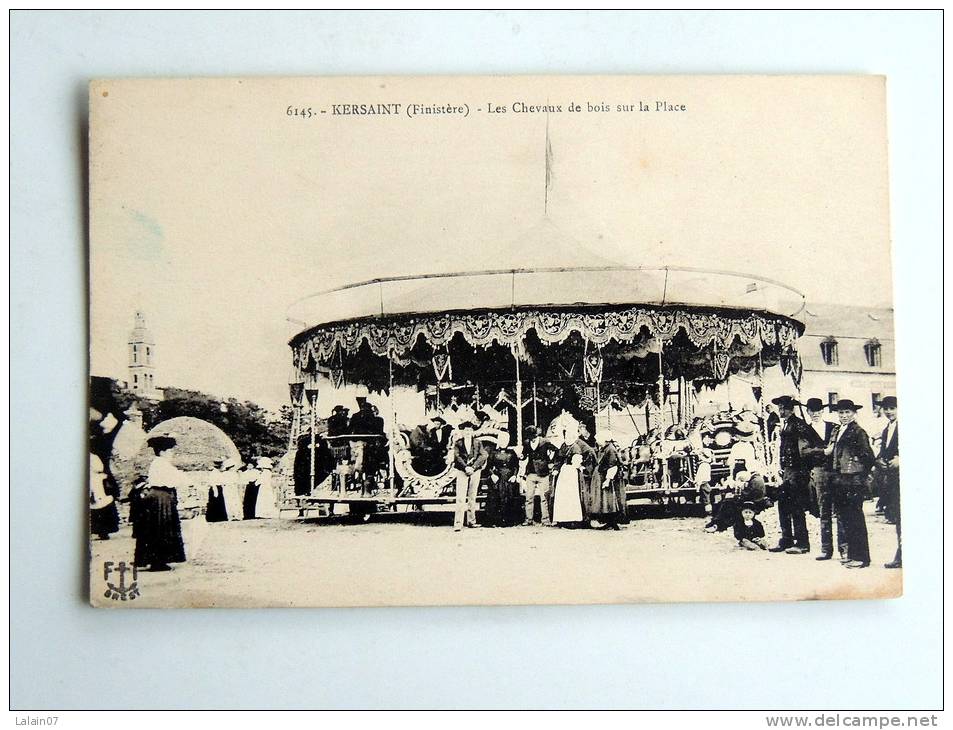 Carte Postale Ancienne : KERSAINT : Les Chevaux De Bois Sur La Place, Manège , Animé, TRES RARE - Kersaint-Plabennec